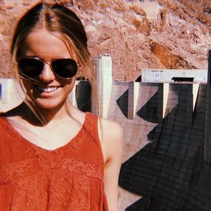 Meet your Posher, Annike